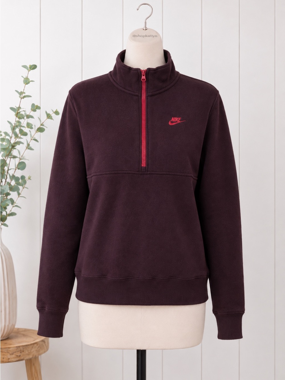 Nike NSW Club Brushed-Back 1/2 Zip Fleece Pullover Brown With Red Tint.